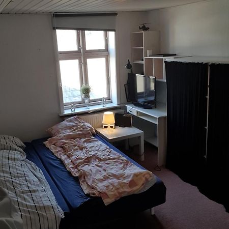 Rundvejen Guest House Ольборг Экстерьер фото